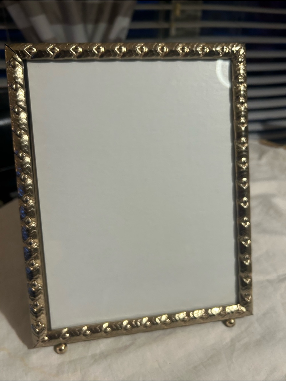 Vintage Gold Heart-Accent Tabletop Photo Frame holds 1/8X10” picture.